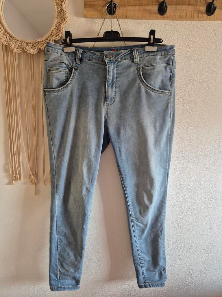 Mooie stretch jeans Bianco maat 44, Bianco, Blauw, Maat 46/48 (XL) of groter, Ophalen of Verzenden