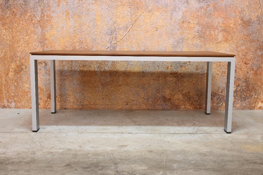 ZGANieuw! fraaie notenhouten Arco Graphic design tafel, 200 cm of meer, Zo goed als nieuw, Vijf personen of meer, Rechthoekig