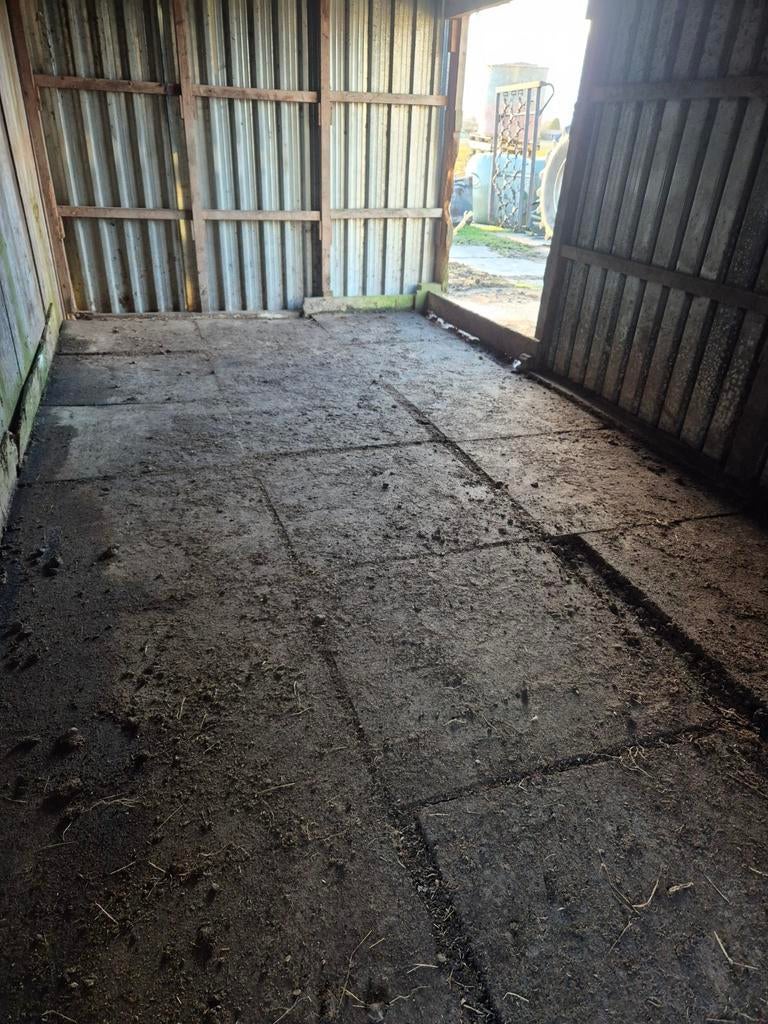 Rubberen staltegels 100cm x 100cm x 4,5cm