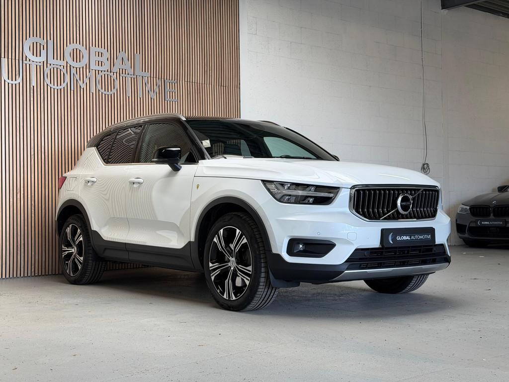 Volvo XC40 1.5 T5 Recharge Inscription - 19'' - STUURVERWARM, Wit, Hybride Elektrisch/Benzine, 3 cilinders, SUV of Terreinwagen