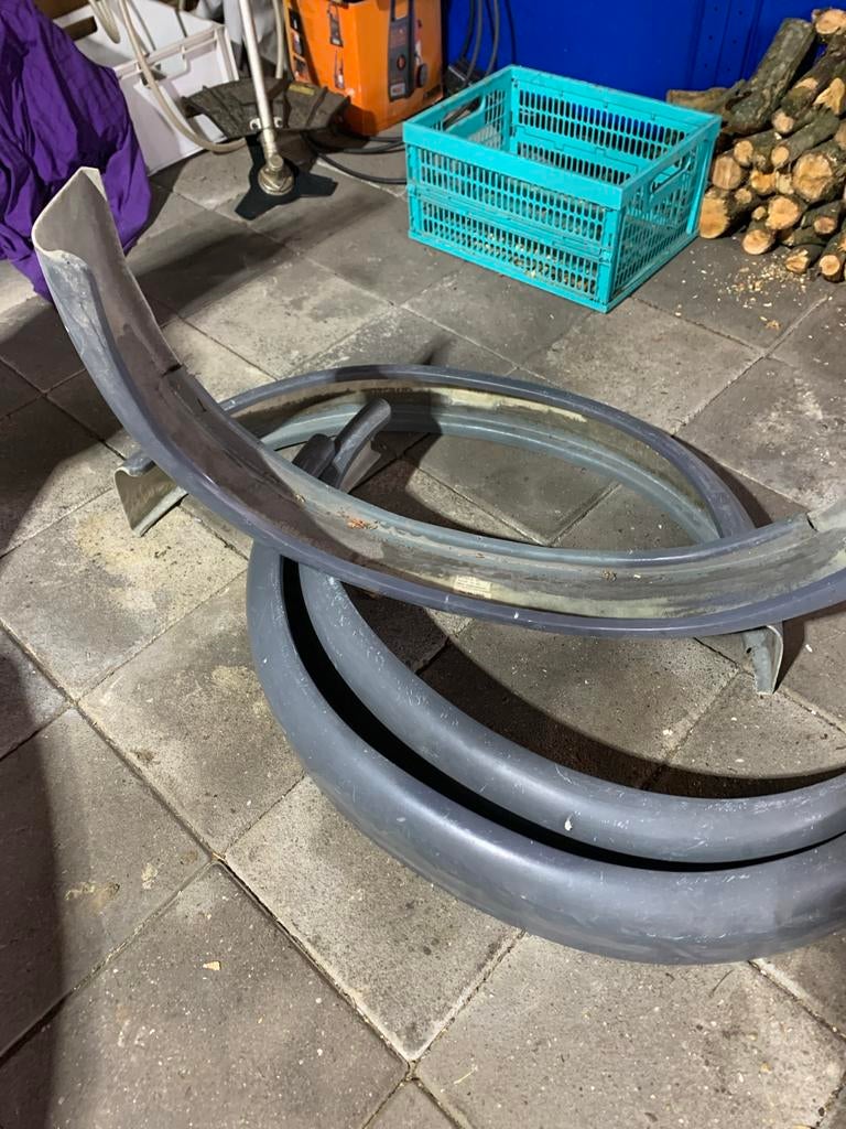 Suzuki Samurai spatbord randen 13 cm Nieuw, Ophalen of Verzenden, Nieuw, Suzuki, Spatbord