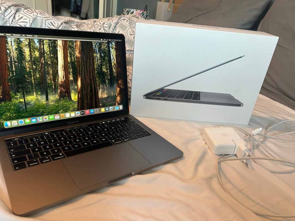 MacBook Pro 2019 13 inch, Computers en Software, MacBook Pro, 256 GB, 2 tot 3 Ghz, Qwerty