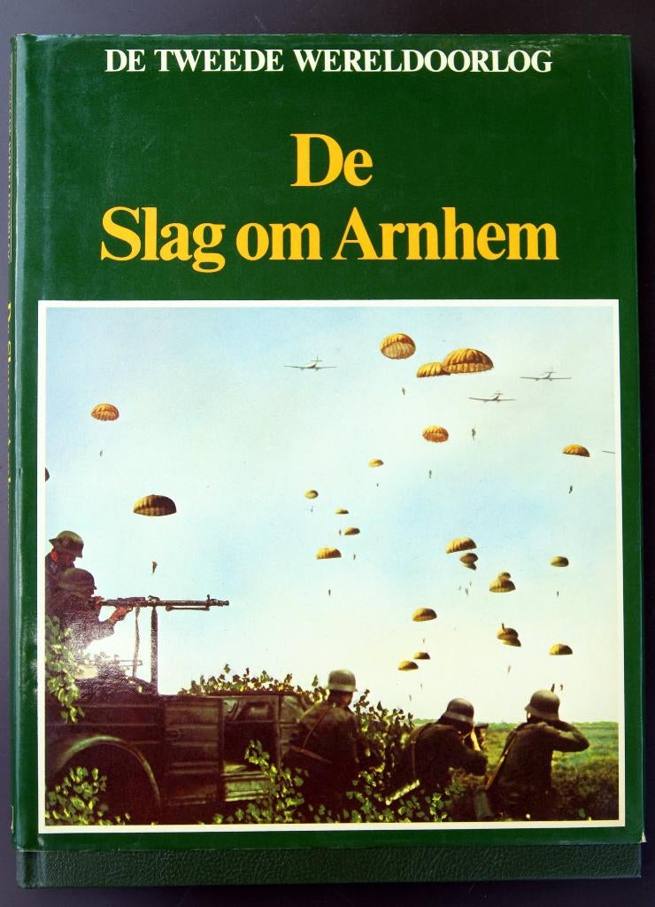 De tweede wereldoorlog lecturama - 5 boeken, Tweede Wereldoorlog, Hoek K.A. van den, Verzenden, Zo goed als nieuw