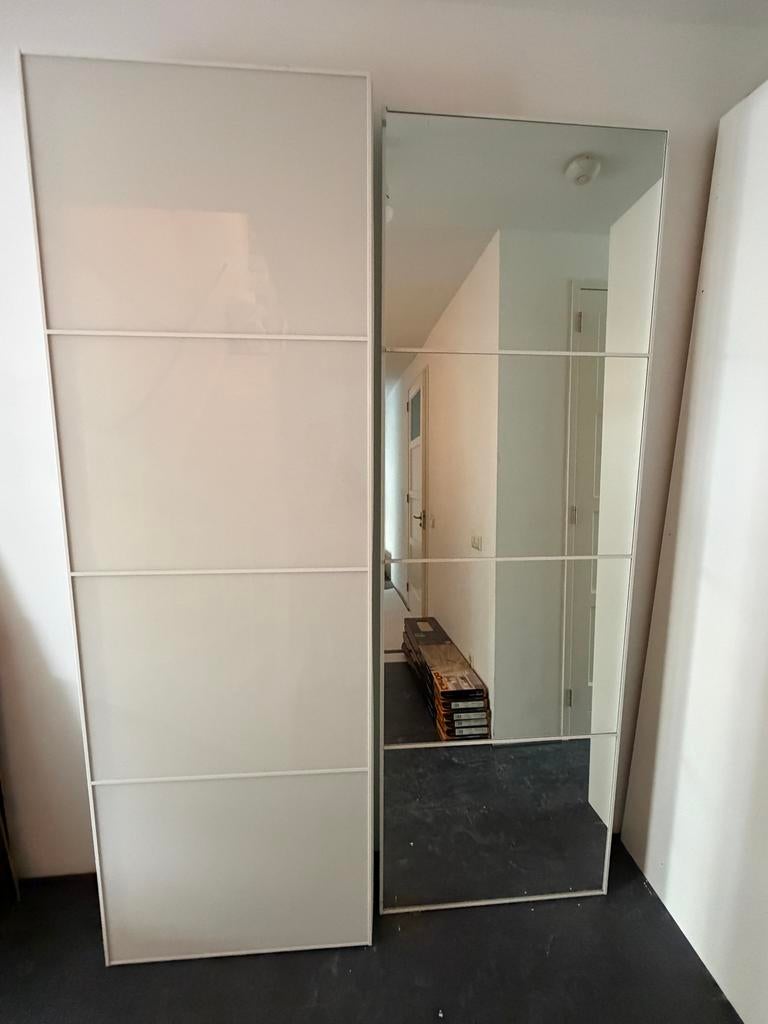 2 sets IKEA PAX schuifdeuren (hoogglans wit / spiegel), Ophalen, Gebruikt, 100 tot 150 cm, 200 cm of meer