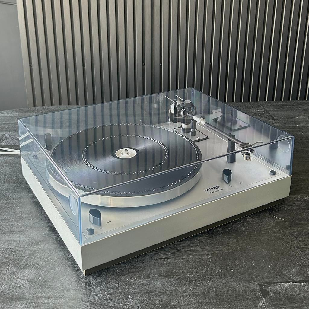 Thorens TD166 MKII Platenspeler - Zeer Nette Staat, Audio, Tv en Foto, Platenspelers, Ophalen of Verzenden, Zo goed als nieuw