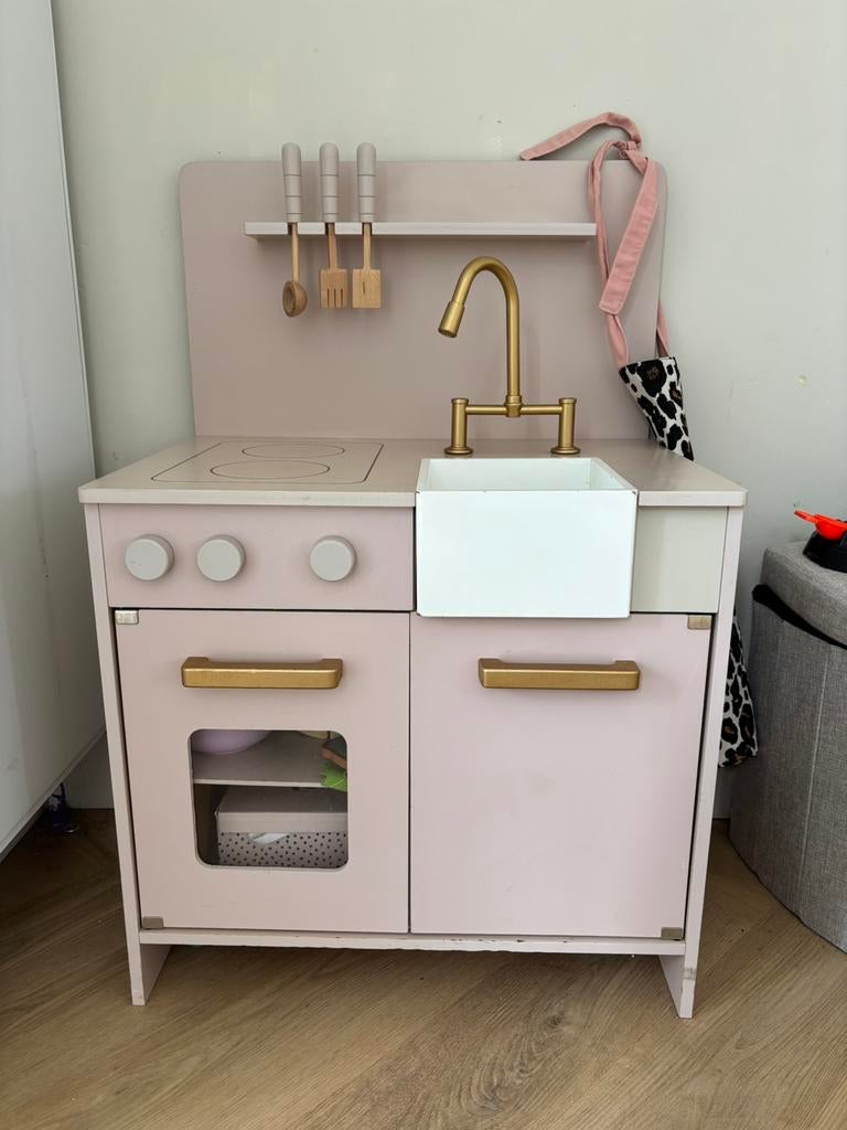 Petit amelie keukentje, Ophalen, Zo goed als nieuw