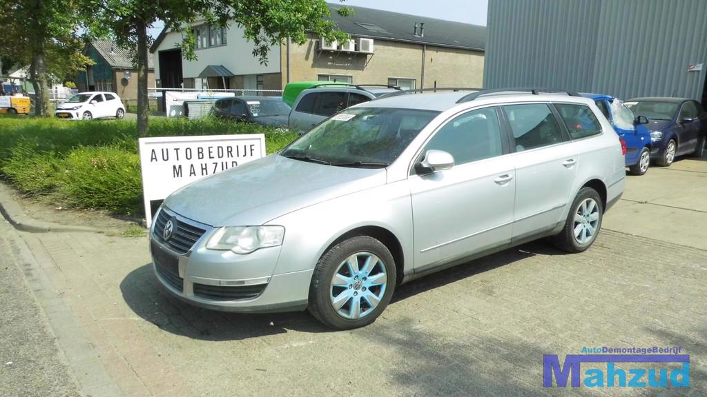 VOLKSWAGEN PASSAT STATION ZWART GRIJS INTERIEUR COMPLEET, Gebruikt, Volkswagen, Volkswagen AG, Berliner Ring 2
38440  Wolfsburg, DE