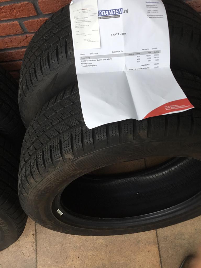 Allseason banden Toyota Yaris Cross - 7mm profiel, Auto-onderdelen, Banden en Velgen, Gebruikt, Overige, 17 inch, Ophalen of Verzenden