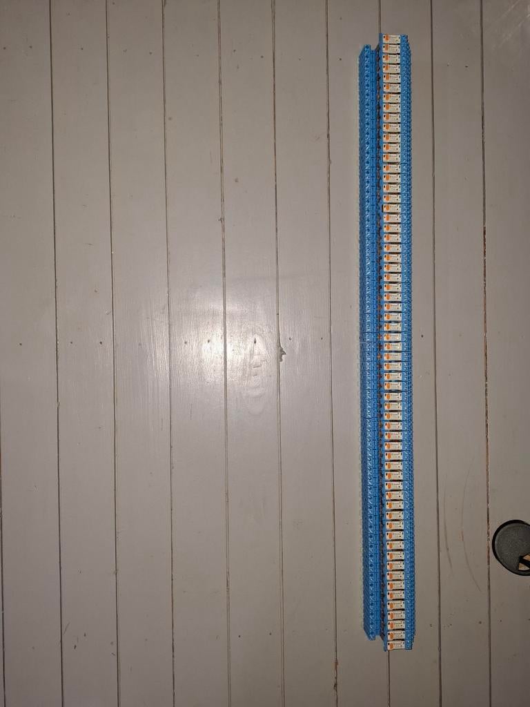 Relais op voet, 24V spoelspanning, Hobby en Vrije tijd, Elektronica-componenten, Ophalen of Verzenden