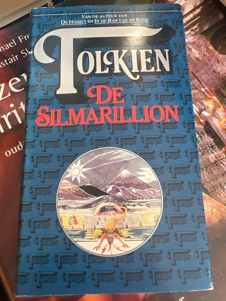 De Silmarillion - J.R.R. Tolkien, Ophalen of Verzenden, Gelezen