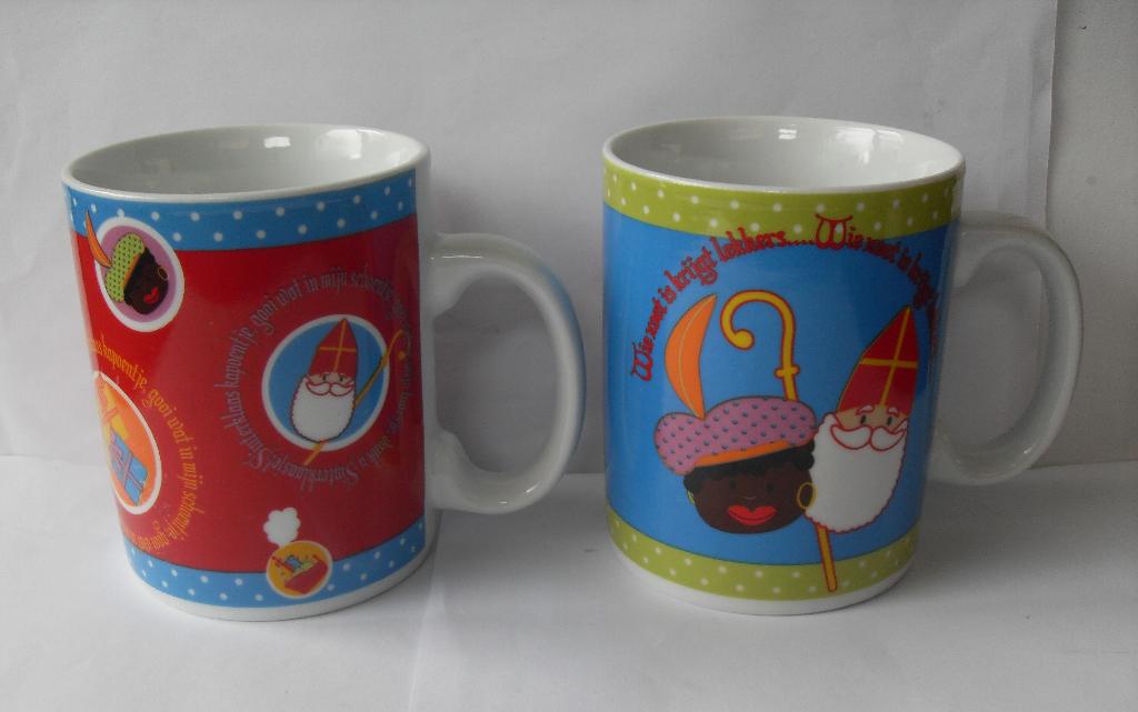 2 Sinterklaas Mokken Sint en Piet Bekers Sint Nicolaas, Diversen, Ophalen of Verzenden, Nieuw