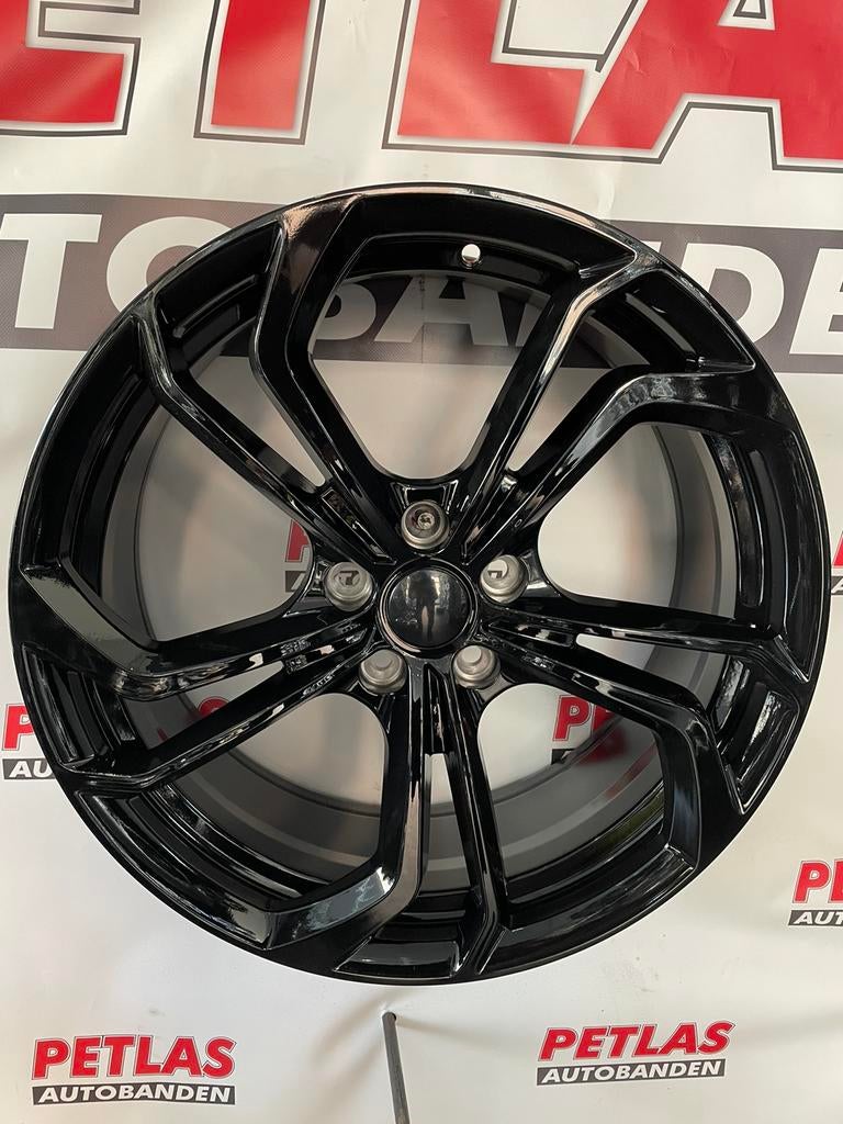 Volkswagen golf gti tcr reifnitz look 18 19 inch velgen troc, Ophalen of Verzenden, 18 inch, Band(en)