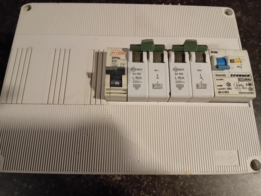 Groepenkast - Gebruikt, Doe-het-zelf en Verbouw, Ophalen of Verzenden, Gebruikt, Overige typen