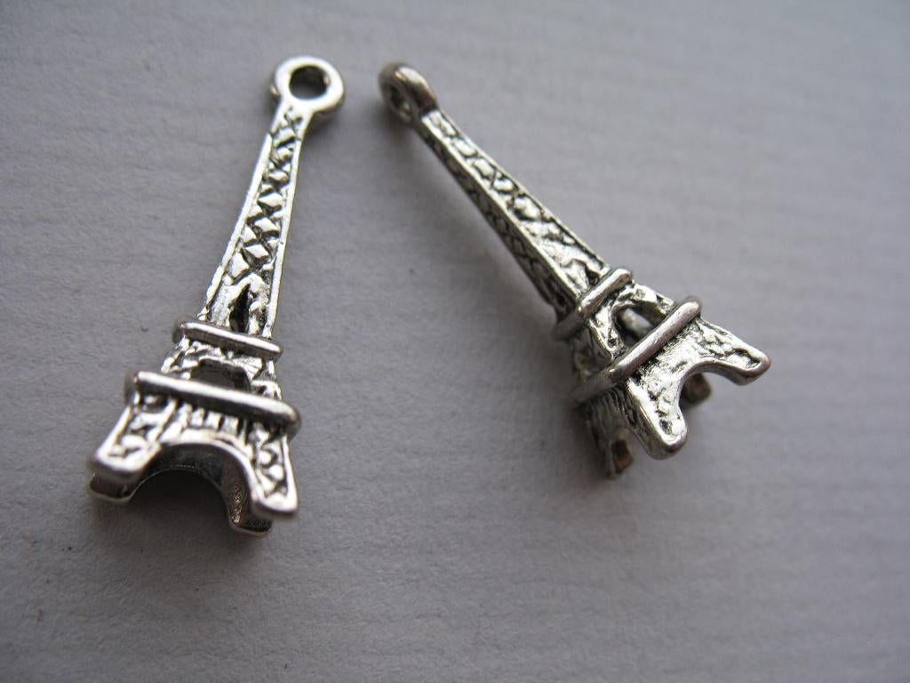 1513/ tibetiaans zilveren eiffeltoren bedels, Hobby en Vrije tijd, Kralen en Sieraden maken, Nieuw, Bedel, Ophalen of Verzenden