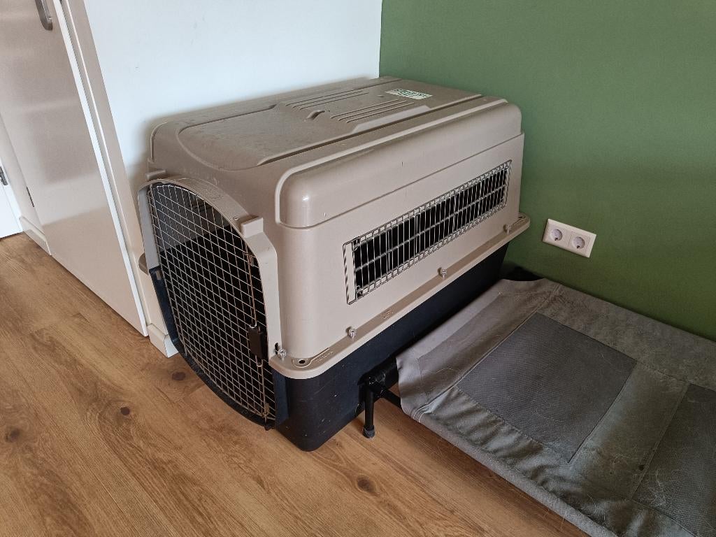 Gratis Transportbench Petmate Ultra Vari Kennel Fashion XL, Ophalen, Gebruikt