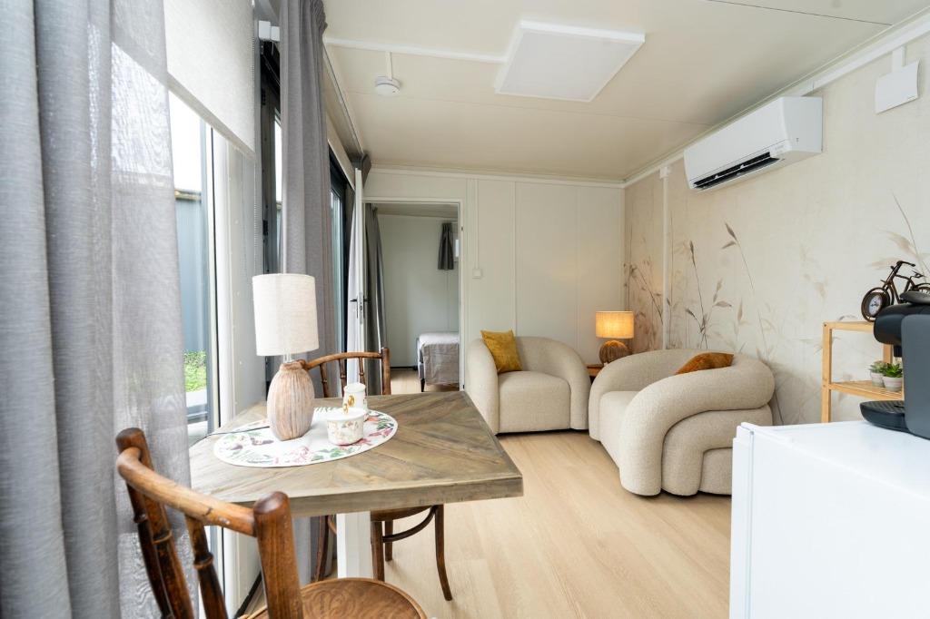 Mantelzorgwoning of Tiny-house complete woonunit van 8 x 3 m, Huizen en Kamers, Recreatiewoningen te koop, Overige soorten, Verkoop zonder makelaar