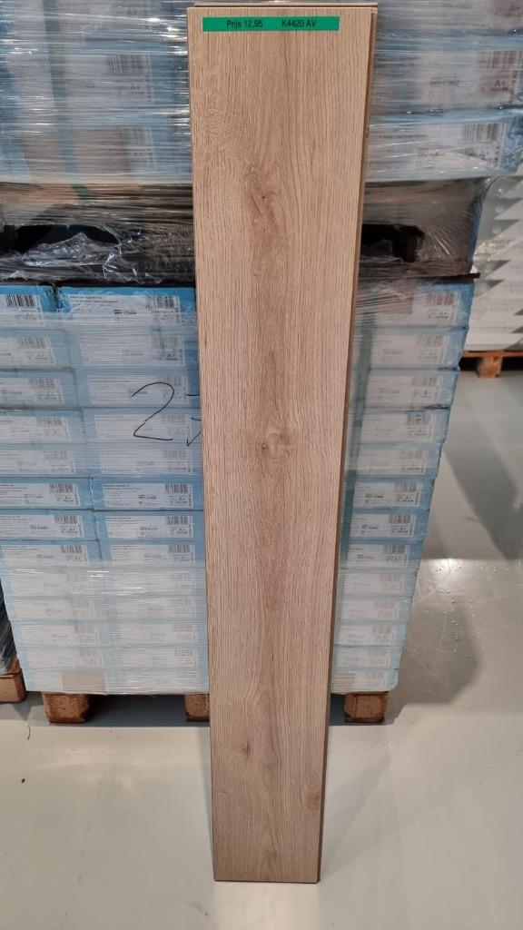 Direct ophalen | Pallet uitverkoop laminaat 8mm | Utrecht, Aqua laminaat, Grijs, 75 m² of meer, 4131 NH