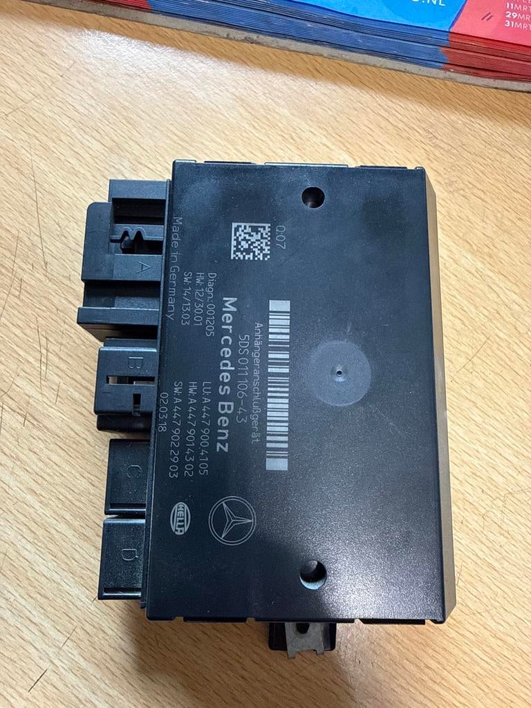 Mercedes Vito W447 Trekhaak Module A4479004105, Auto-onderdelen, Ophalen of Verzenden, Gebruikt, Mercedes-Benz