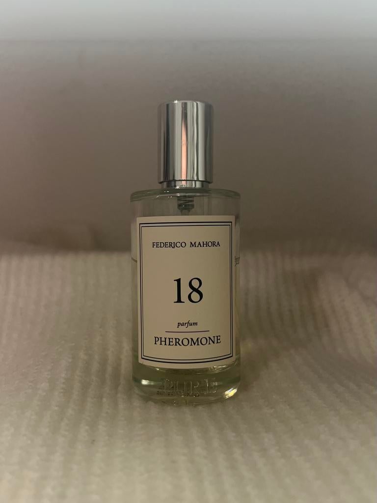 Dames Parfum, Ophalen of Verzenden, Gebruikt