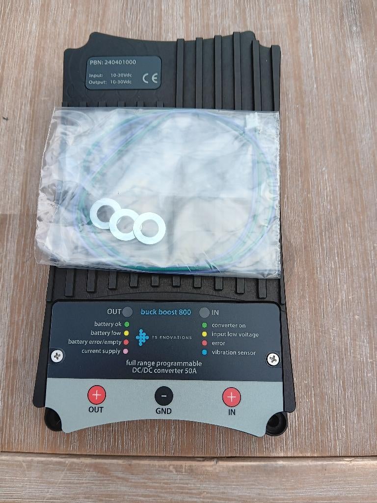 NIEUWE Victron Omvormer / Scheidingsrelais 12 / 24 V 50 Amp, Ophalen of Verzenden, Nieuw, Motor en Techniek