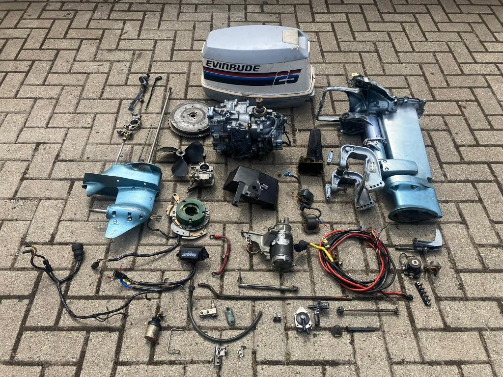 Evinrude Johnson 20 25 30 pk 2 takt buitenboordmotor onderde, Watersport en Boten, Ophalen of Verzenden, Gebruikt, Motor en Techniek