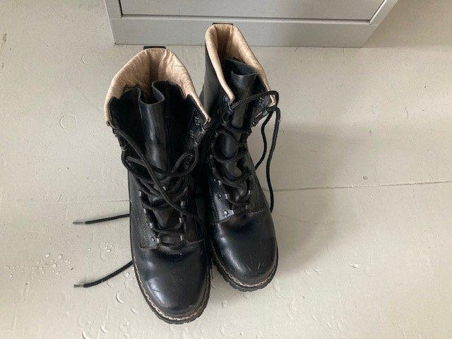 werkschoenen, Ophalen, Nieuw