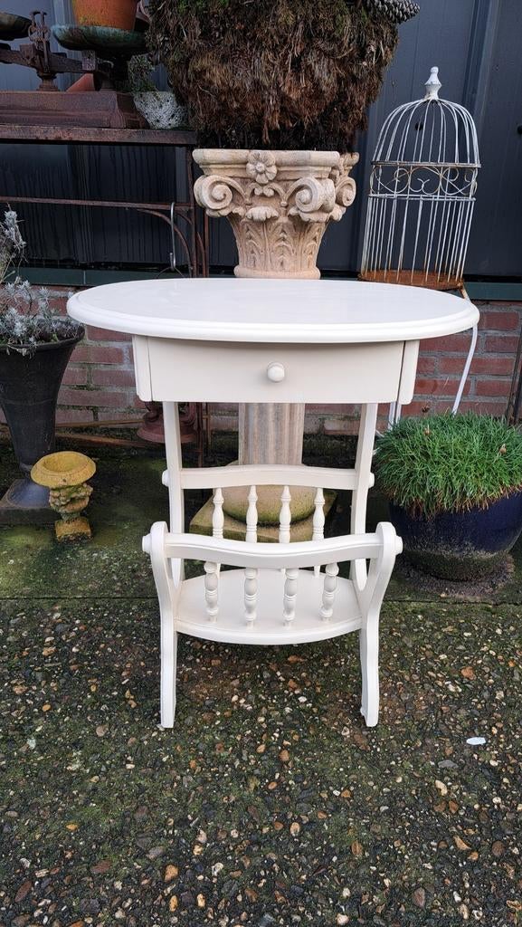 Landelijk bijzettafeltjes met lectuurbak, Huis en Inrichting, Tafels | Bijzettafels, Ophalen, Zo goed als nieuw, Rechthoekig, Hout