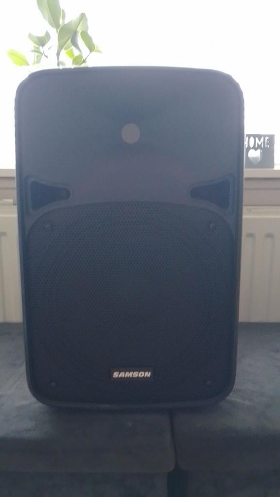 Samson auro d210 actief (zgan)., Audio, Tv en Foto, Luidsprekers, Zo goed als nieuw, Front, Rear of Stereo speakers, 120 watt of meer