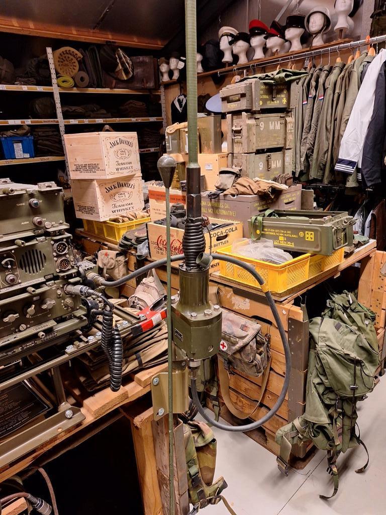 Radioset  rt 4600, Ophalen, Landmacht, Nederland, Embleem of Badge