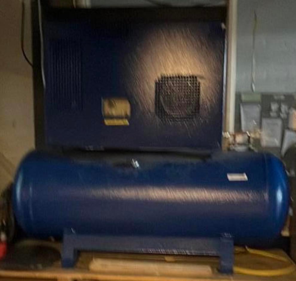 Michelin 5,5 PK 270L Geluidgedempte Compressor MCX 598/300 N, Doe-het-zelf en Verbouw, Compressors, Ophalen, 400 tot 800 liter/min