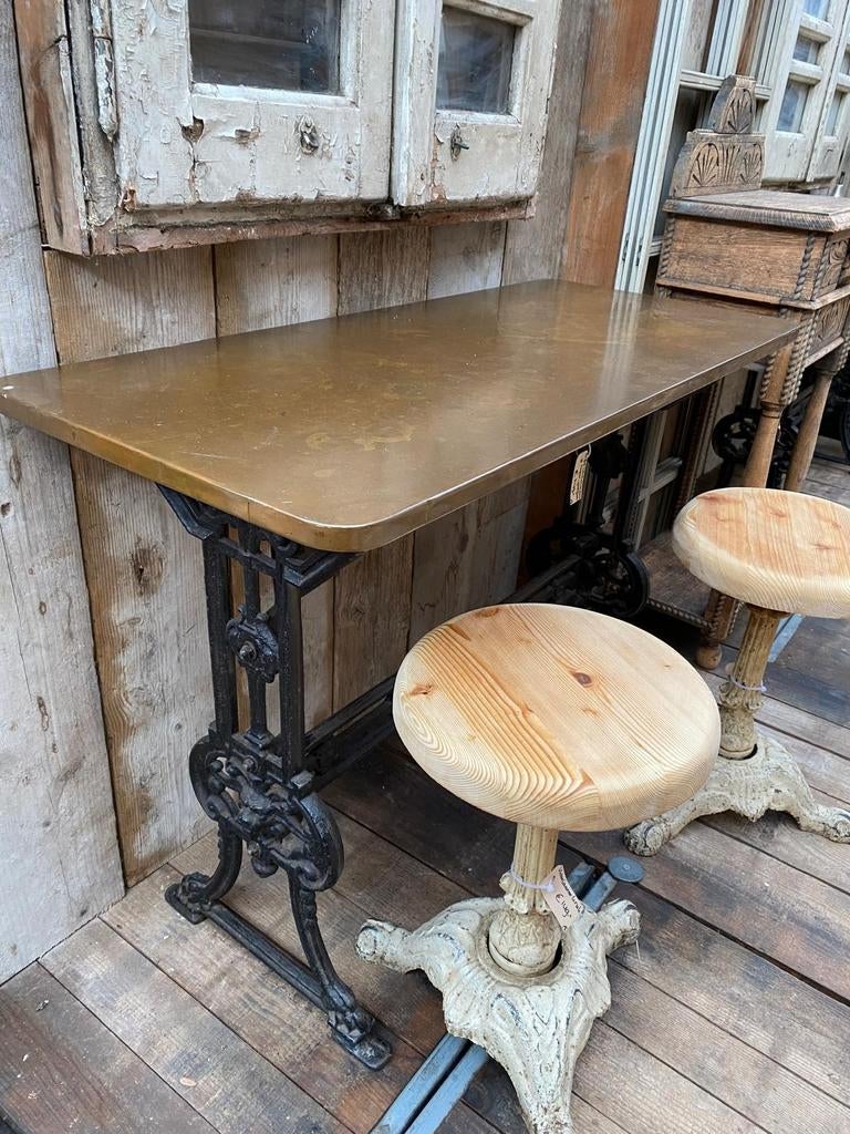 Victoriaans bistrotafeltje tafeltje met koper