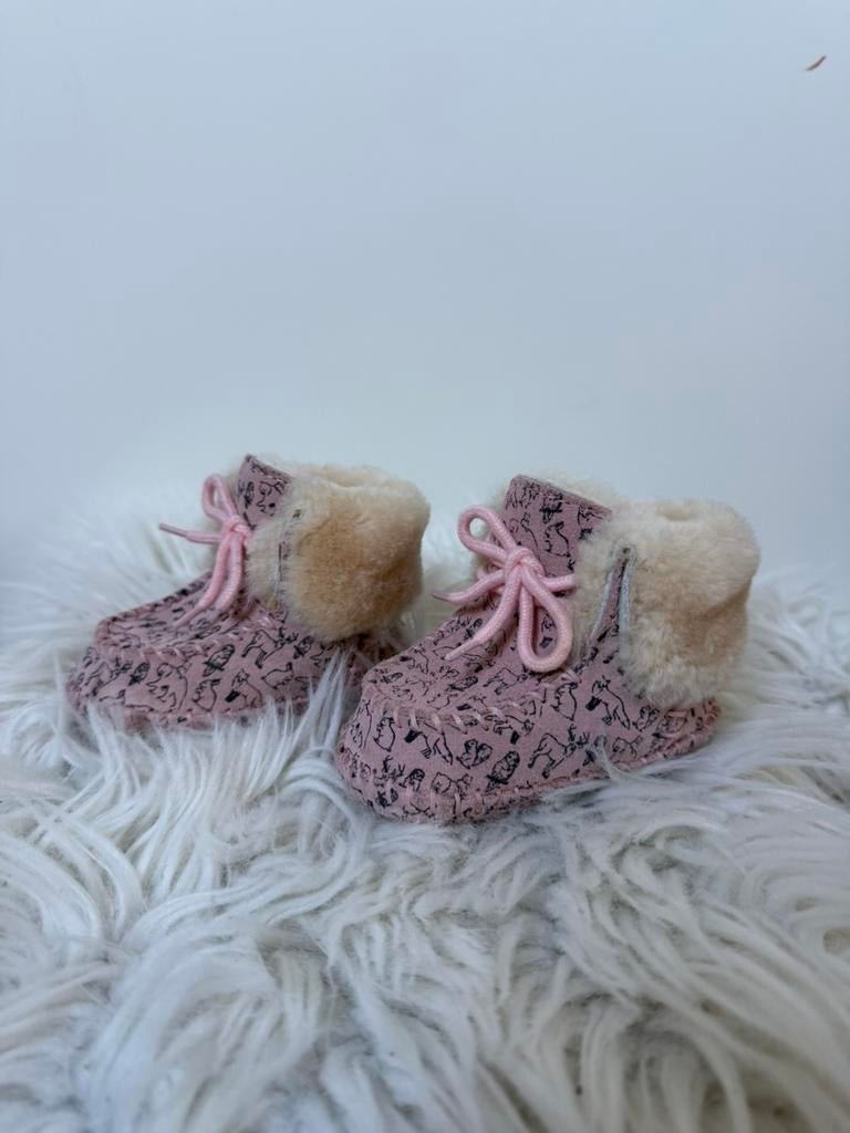 UGG schoentjes maat 16, Ophalen, Zo goed als nieuw