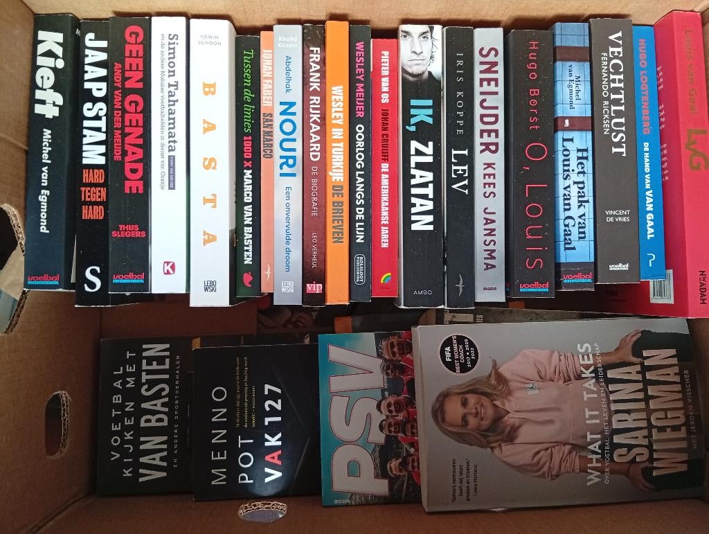 Voetbalboeken - o.a. Marco van Basten, Johan Cruijff, Ophalen, Zo goed als nieuw, Diverse schrijvers, Balsport