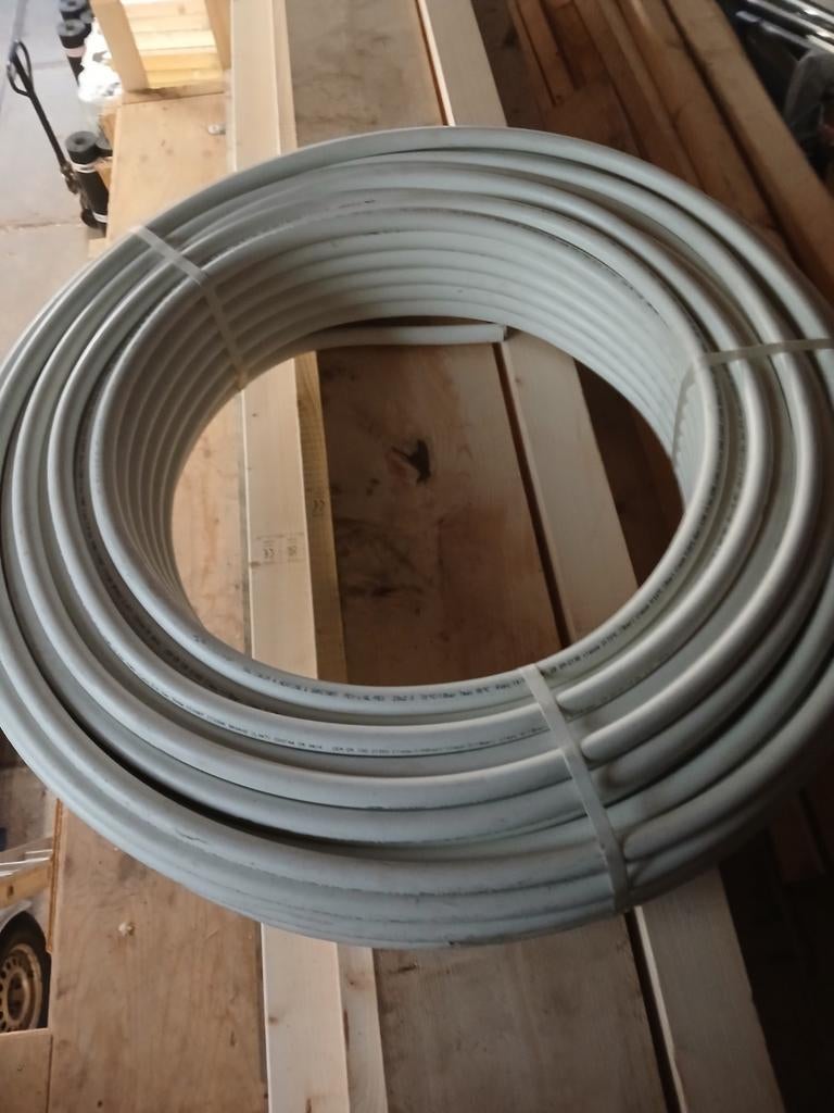 Comap 20 x 2.0 100 mtr leiding meerlaagse buis, Doe-het-zelf en Verbouw, Ophalen of Verzenden, Overige typen