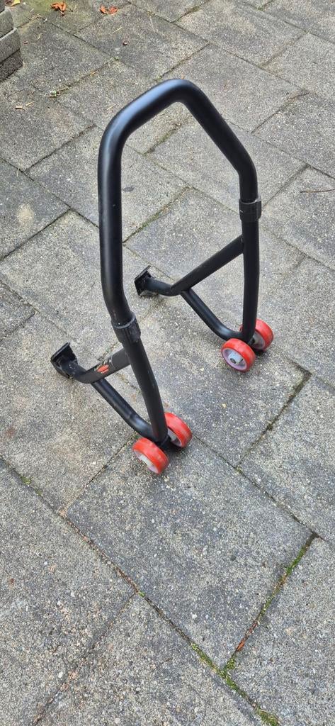 Valter Moto Motorfiets paddockstand achterwiel, Ophalen