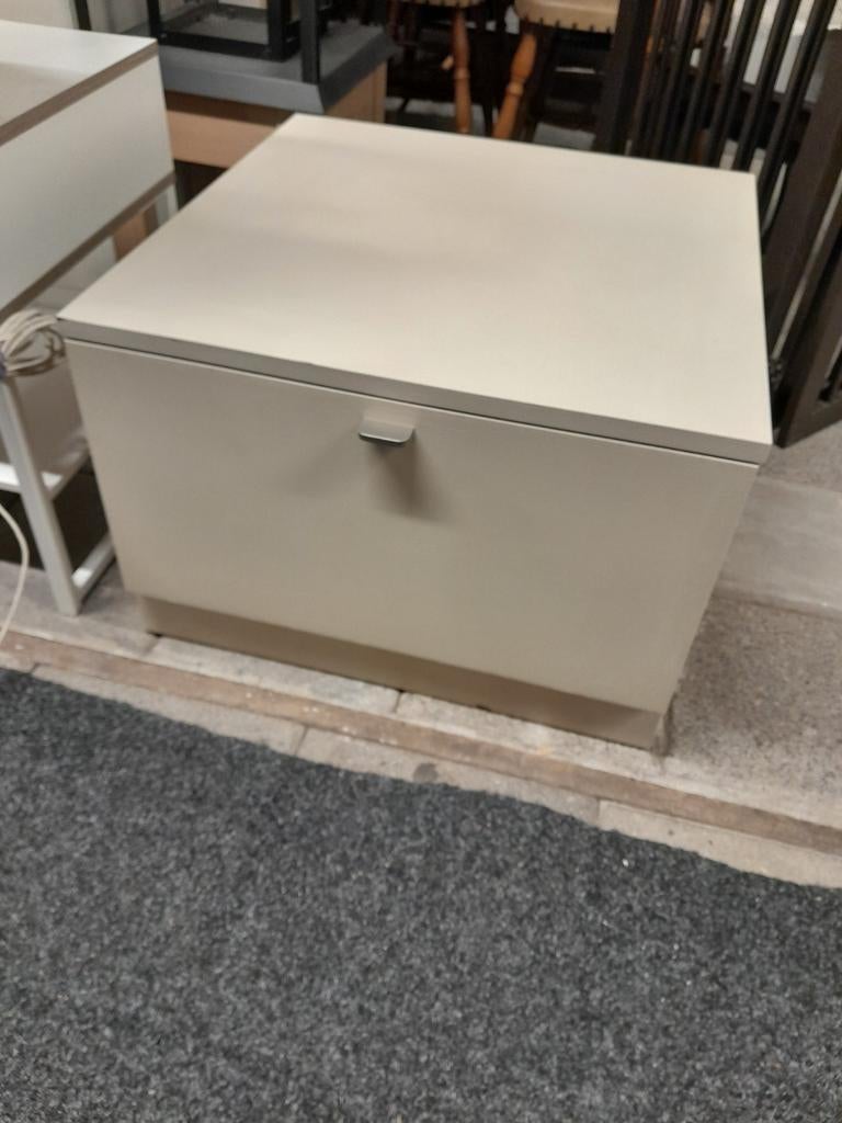 Ladekastje 60x60 cn roomwit, Ophalen, Gebruikt