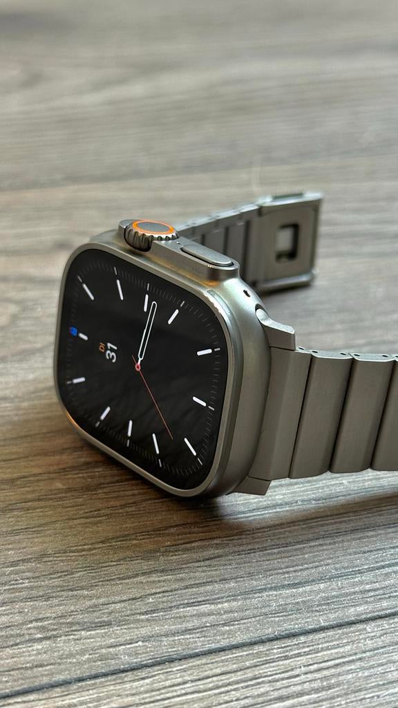 Apple Watch band 42/44/45/46/49 mm - RVS titanium look, Bandje, Apple Watch ⌚️, Apple Watch Ultra, SE, Series 10, 44mm, 49mm, Ophalen of Verzenden