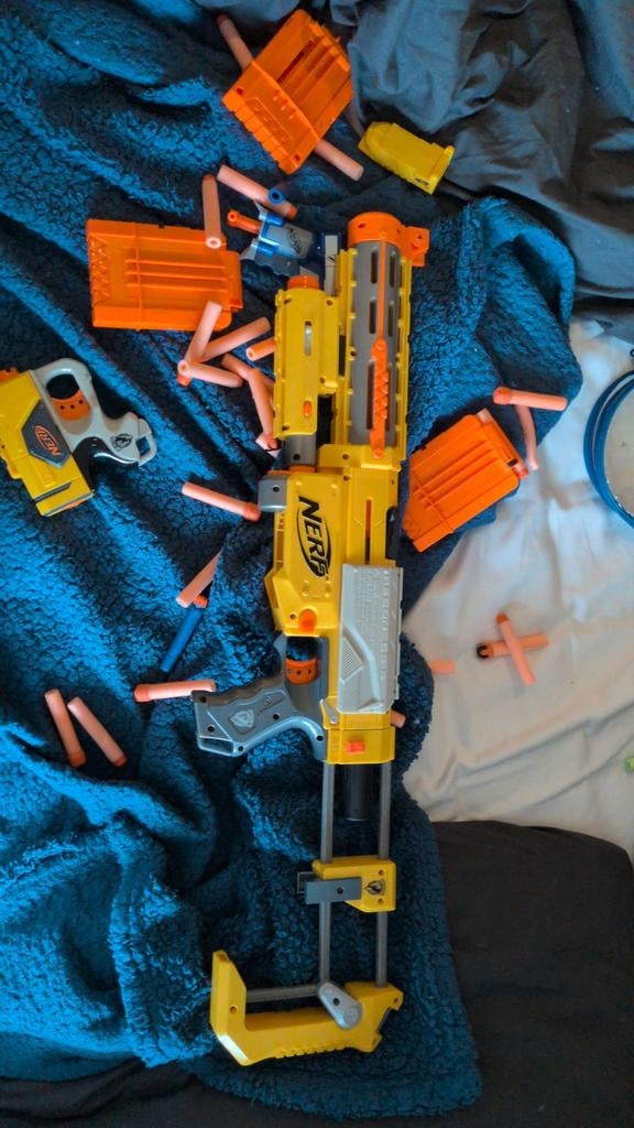 Nerf Recon CS-6 met pijltjes en 2 extra Nerf pistolen, Ophalen