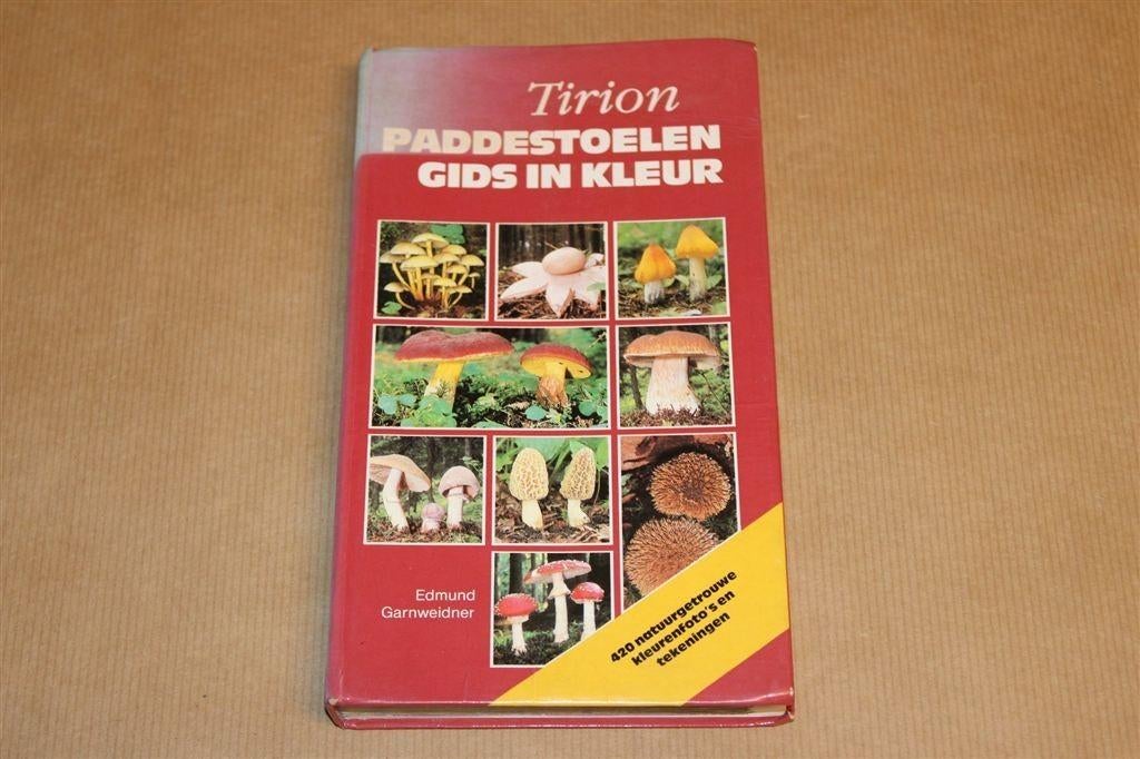 Paddestoelen — Geïllustreerde Veldgids, Ophalen of Verzenden, Gelezen, Natuur algemeen