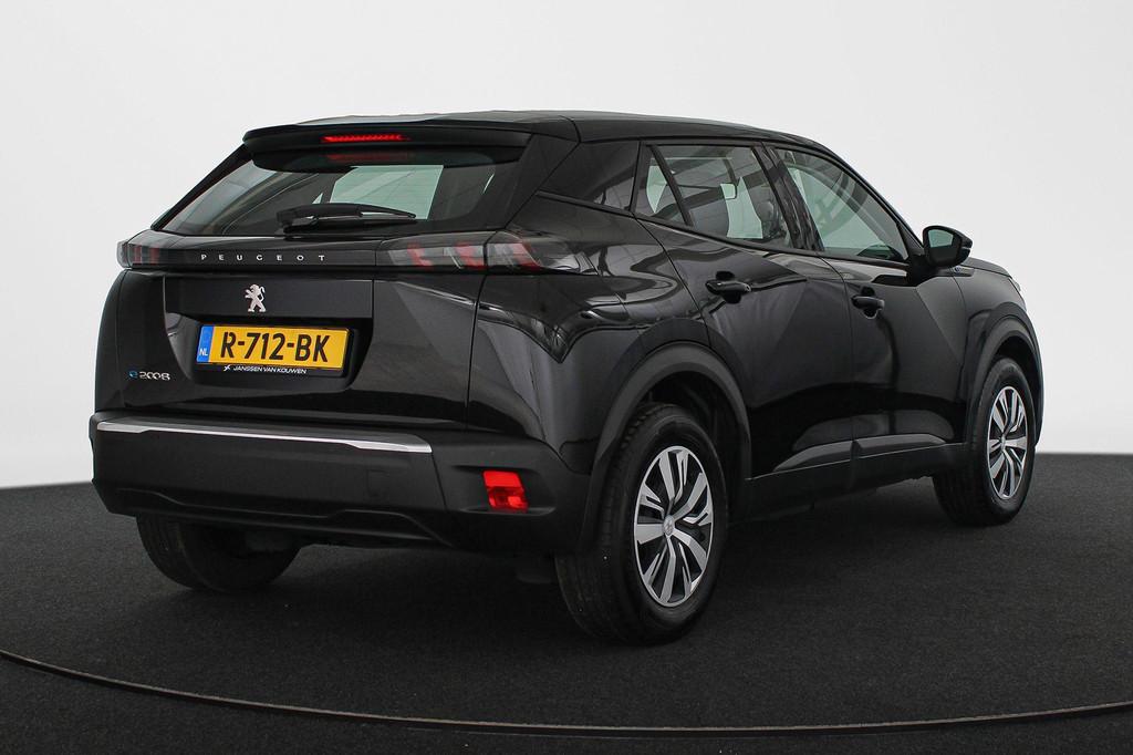 Peugeot e-2008 EV Active 50 kWh Apple Carplay Climate Contro, 330 km, Gebruikt, Zwart, Origineel Nederlands