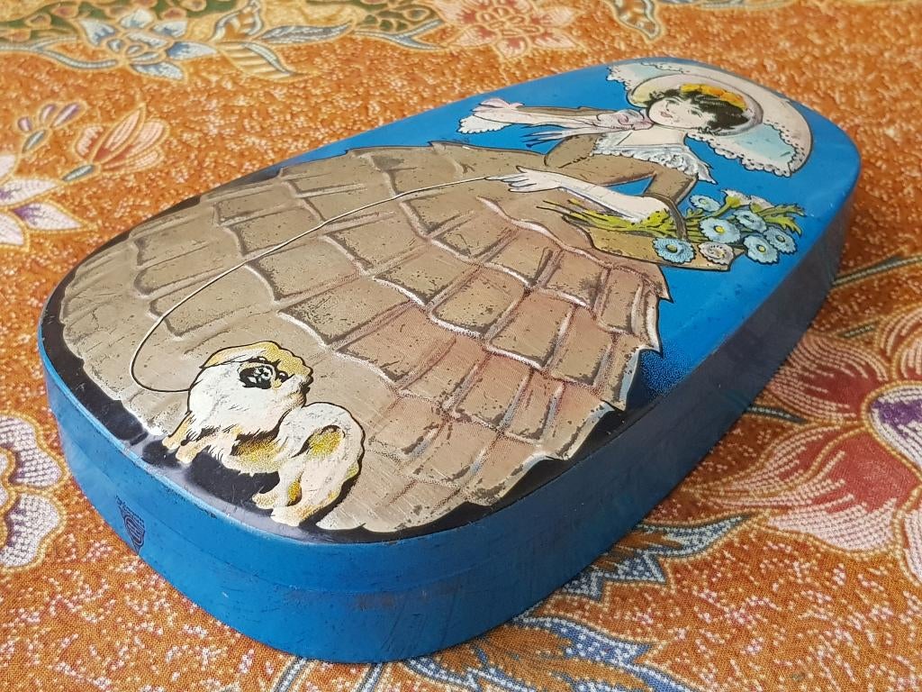 Mooi antiek toffeeblik uit Engeland met Dainty Dinah 16,9 cm, Ophalen of Verzenden