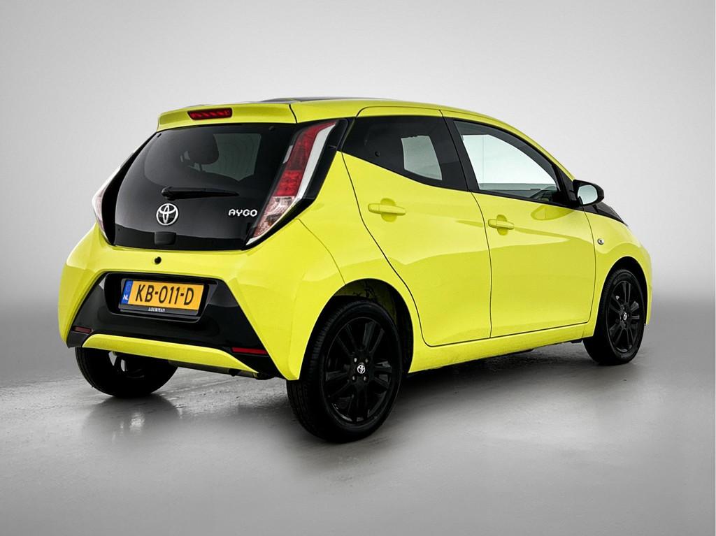 Toyota Aygo 1.0 VVT-i x-cite | Navigatie | Achteruitrijcamer, Auto's, Toyota, Voorwielaandrijving, 12 maanden, Stof, Gebruikt