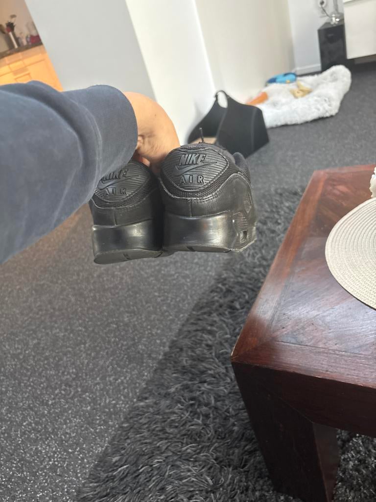 AirMax sneakers maat 42.5, Ophalen, Gedragen, Zwart, Sneakers of Gympen