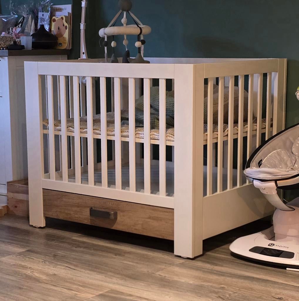 Mooie kidsmill long island met boxzak (Bear hug), Ophalen of Verzenden, Zo goed als nieuw, Vierkant, Lade