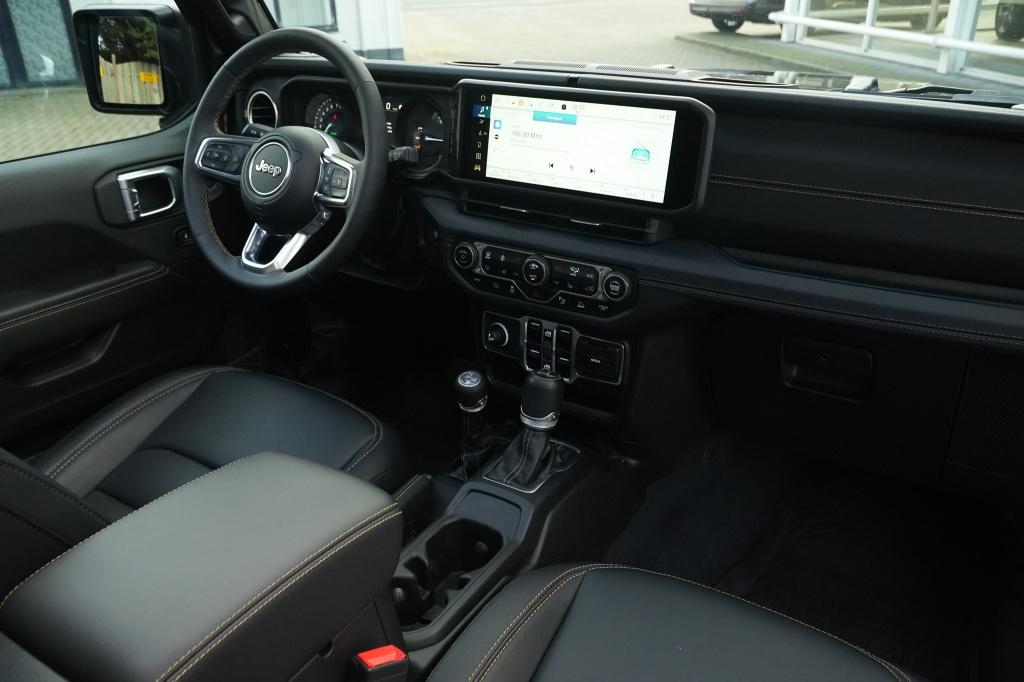 Jeep Wrangler Unlimited 4xe 380 Sahara I Sky-one I ACC I 20, Automaat, Zwart, 4 cilinders, Bedrijf
