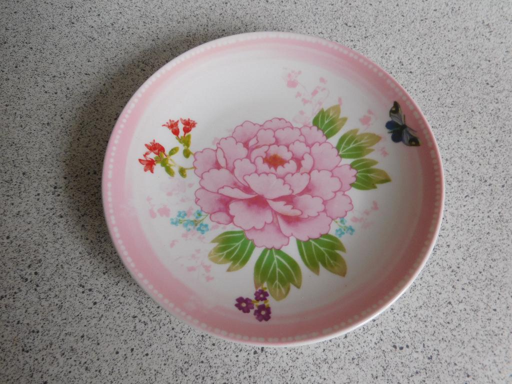 Bord 15 cm. Pioen Albert Heijn, Ophalen of Verzenden, Zo goed als nieuw, Bord(en), Overige stijlen