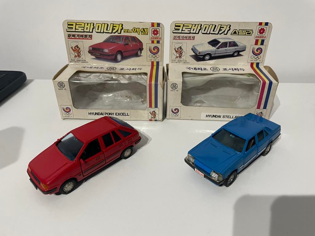 2x Hyundai stellar pony mib clovertoys olympic box, Ophalen of Verzenden, Zo goed als nieuw, Auto, Overige merken