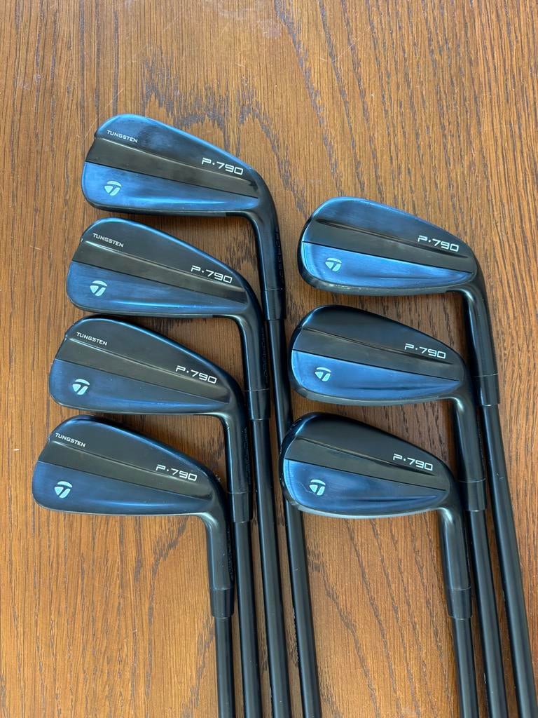 Taylormade P790 IJzers Zwart - 4/PW Regular Flex, Sport en Fitness, Ophalen of Verzenden, Gebruikt, Set, Overige merken