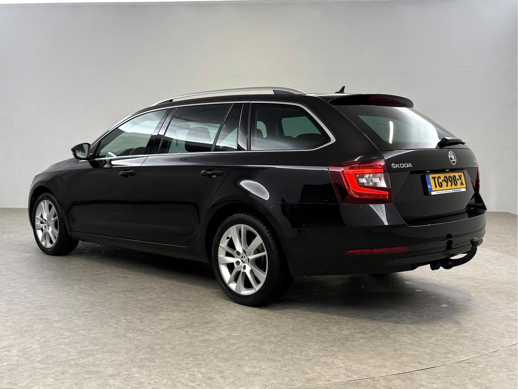 Skoda Octavia TSI | Carplay | Trekhaak | Stoelverw. | Cruise, Auto's, Skoda, Voorwielaandrijving, Stof, Gebruikt, Zwart