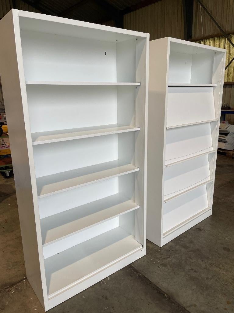 Boeken/Displaykasten, Hobby en Vrije tijd, Overige Hobby en Vrije tijd, Gebruikt, Ophalen